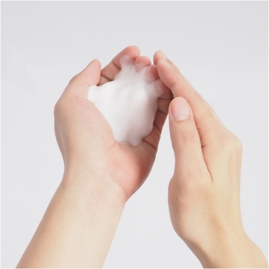 Diversey Soft Care Sensitive Foam - delikatne mydło w pianie - 1,3 L -zdjęcie numer 2